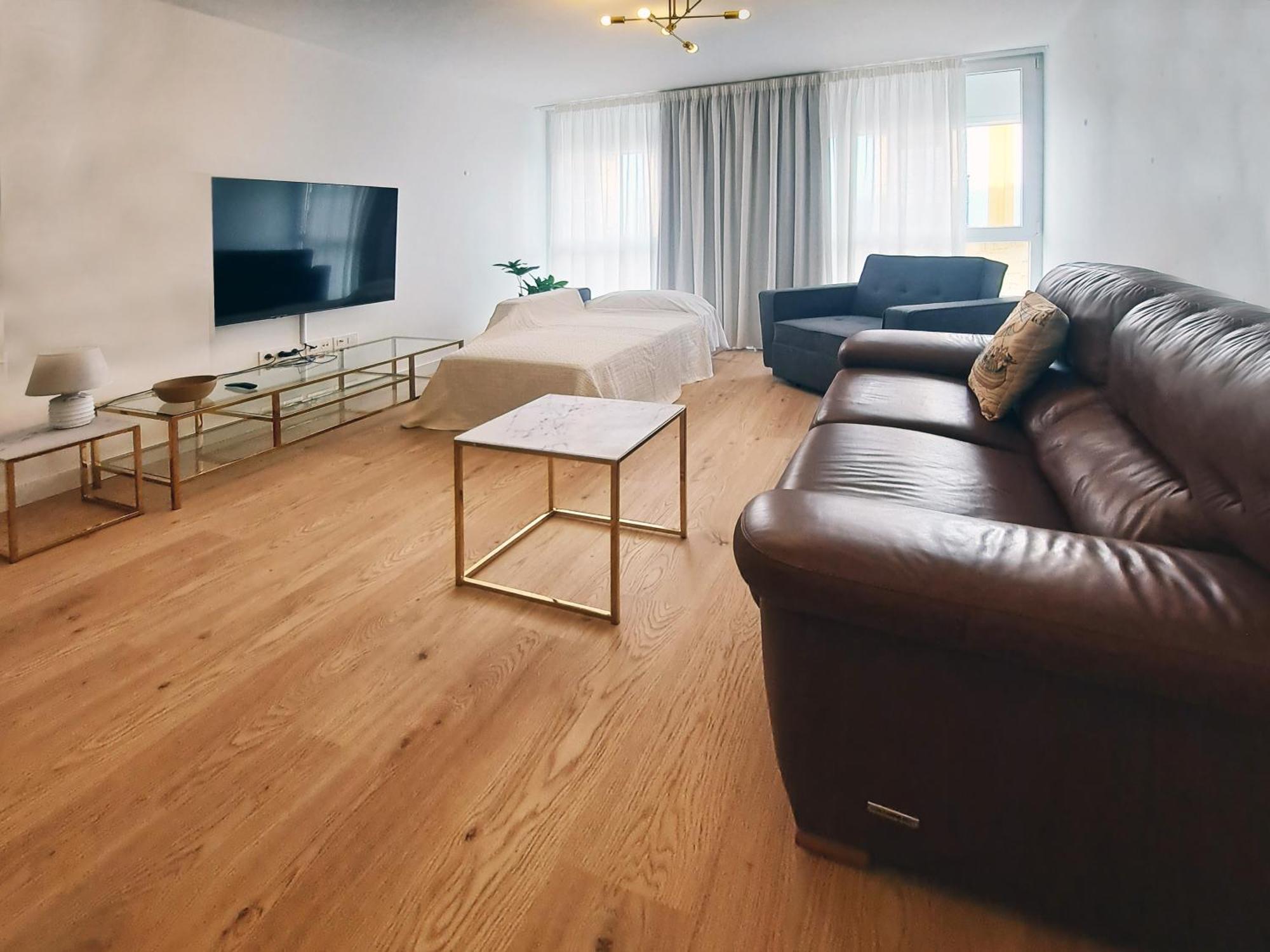 Don Miguel, Apartamento Y Parking Huelva Bagian luar foto
